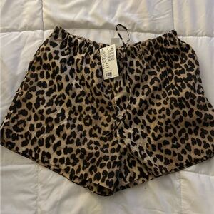 H&M High Waist Leopard Print Shorts Brown Black